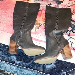 Women's Black Leather Knee-High Boots